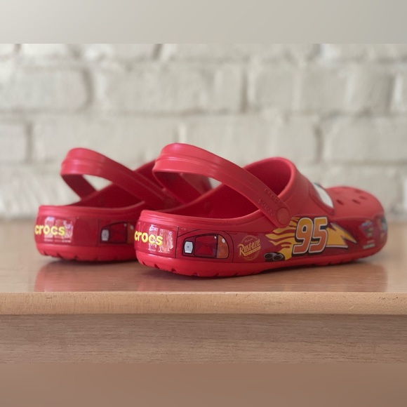 Crocs Classics Clog Lightning McQueen Disney Cars Men Size 11 205759-610 Comfort main image 10